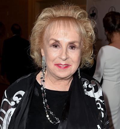 Doris Roberts