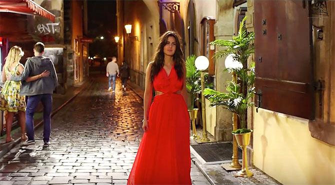 katrina kaif bang bang gown