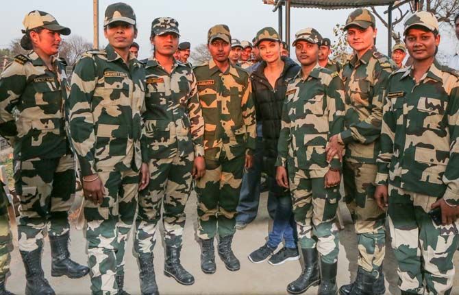 Aishwarya with BSF soliders