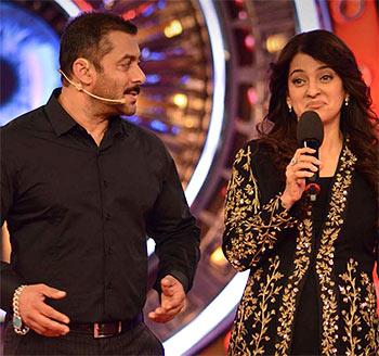 Salman Khan and Juhi Chawla