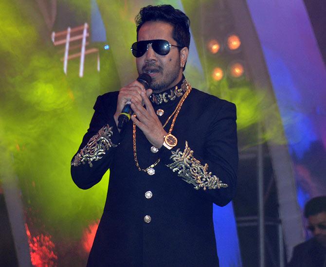 Mika Singh