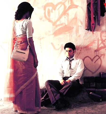 A scene from Hazaaron Khwaishen Aisi.