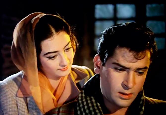 Saira Banu and Shammi Kapoor in Junglee