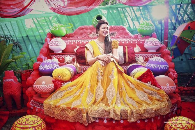 Divyanka tripathi shop haldi dress online