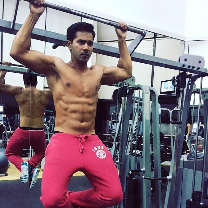 Varun Dhawan Flaunts His Six Pack Abs Rediff Com Movies