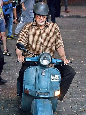 Amitabh Bachchan in Te3n