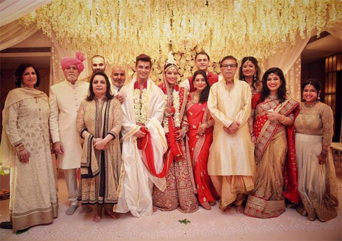 Candid Pictures From Bipasha Karan S Dreamy Wedding Movies