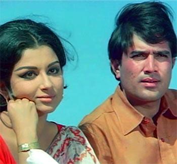 Sharmila Tagore, Rajesh Khanna in Safar