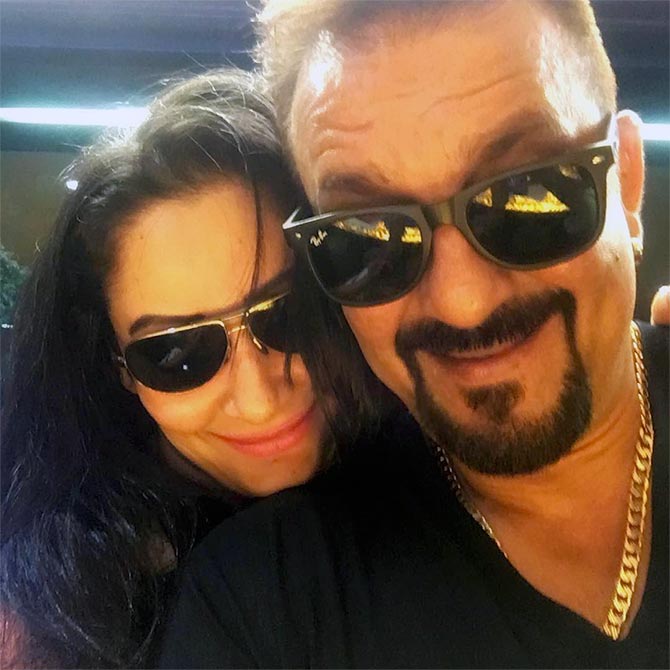 Sanjay Dutt, Manyata