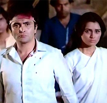 Sharmila Tagore and Sanjeev Kumar in Namkeen