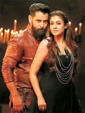 Vikram and Nayanthara in Iru Mugan