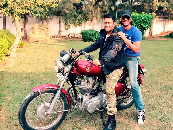 M S Dhoni and Sushant Singh Rajput