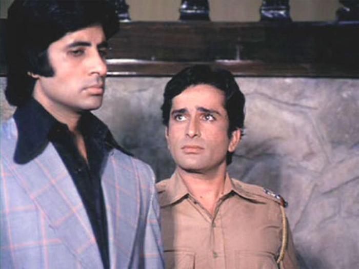 Shashi Kapoor and Amitabh Bachchan in Deewar