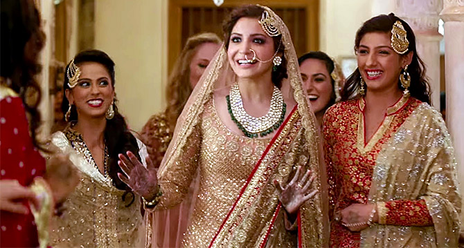 Anushka Sharma's Ae Dil Hai Mushkil Bridal Look Decoded – South India  Fashion | Indian wedding fashion, Bridal outfits, Pakistani wedding outfits