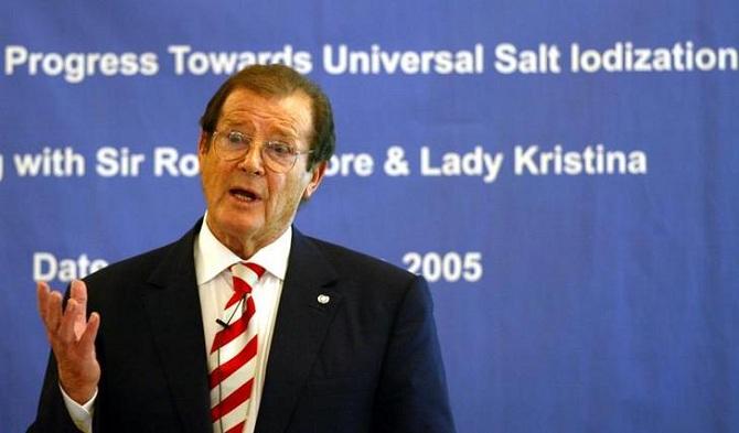 Roger Moore Mumbai