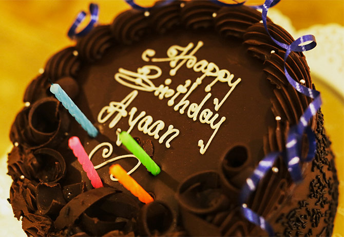 Share more than 74 happy birthday ayaan cake super hot -  awesomeenglish.edu.vn