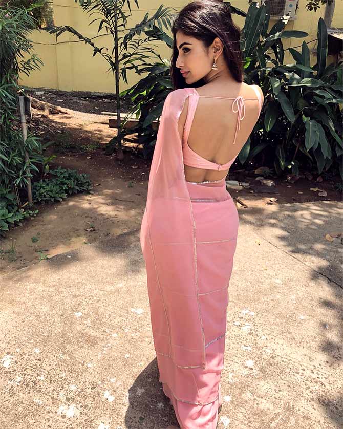Mouni Roy: Keeping it simpleand yet, soY - Rediff 