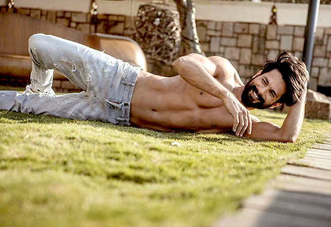 Shahid Kapoor S Superstar Life In Pictures Rediff Com Movies