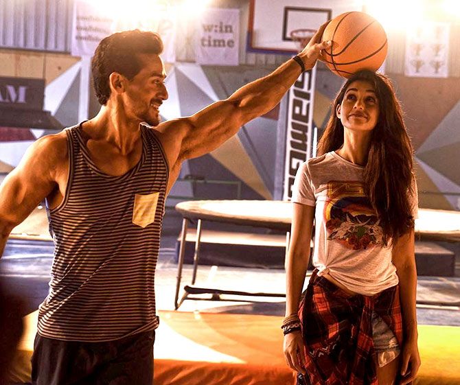 Baaghi 2 Review: What A Circus!  movies