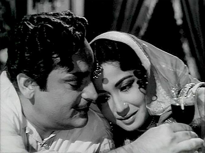 Rehman and Meena Kumari in Sahib Bibi Aur Ghulam