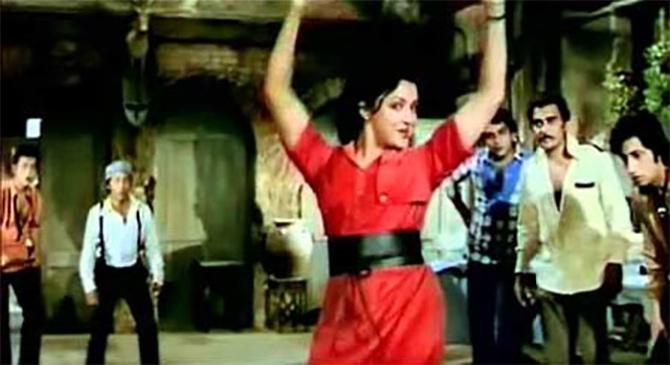 Hema Malini in Satte Pe Satta