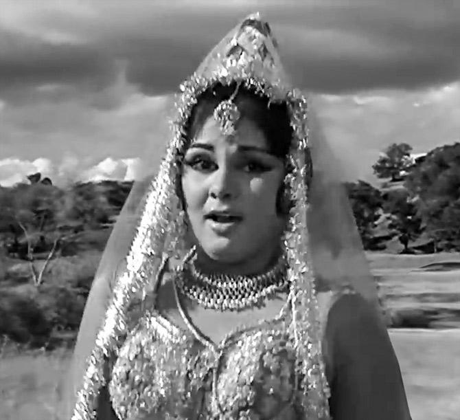 Kalpana in Teen Deviyan