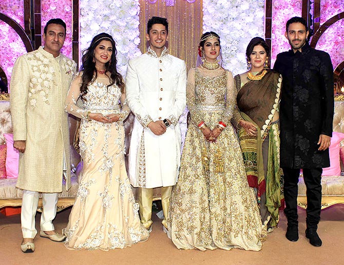 PIX: Salman, Sonakshi at Bolly wedding - Rediff.com movies