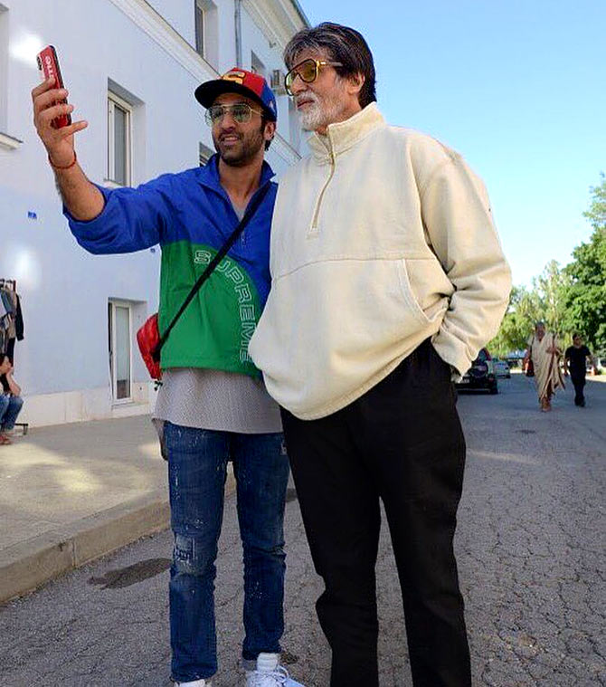 Why is Amitabh Bachchan thanking Ranbir? - Rediff.com movies