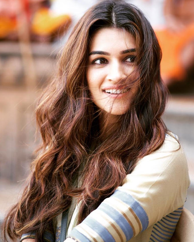 Hairstyle Inspo: Kriti Sanon approve these hairstyles for your wedding  look! - Masala