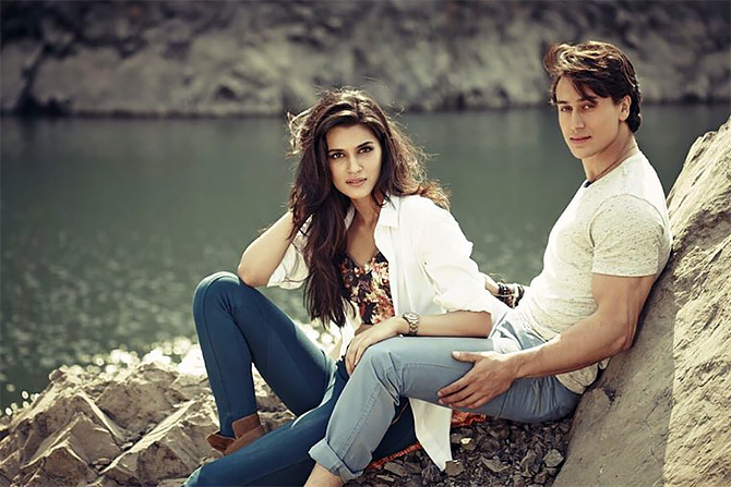 🔥 Free download Heropanti Tiger Shroff And Kriti Sanon Wallpapers  Wallpapers Supreme [1080x765] for your Desktop, Mobile & Tablet | Explore  48+ Tiger iPhone Wallpaper Supreme, White Tiger iPhone Wallpaper, Tiger  iPhone