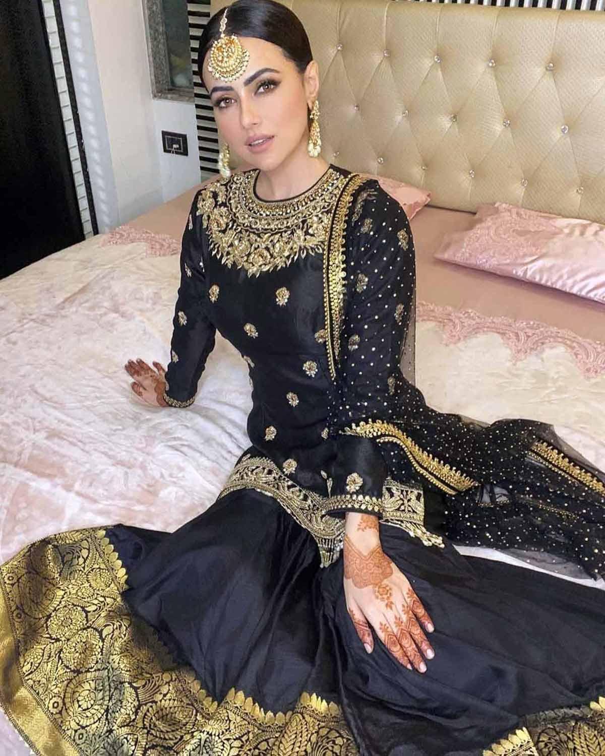 hina khan eid dress 2021