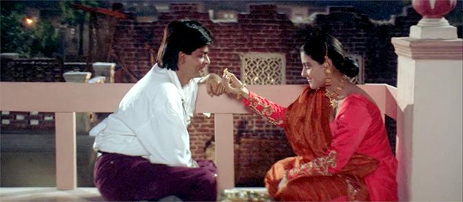 Karva Chauth DDLJ SRK Kajol