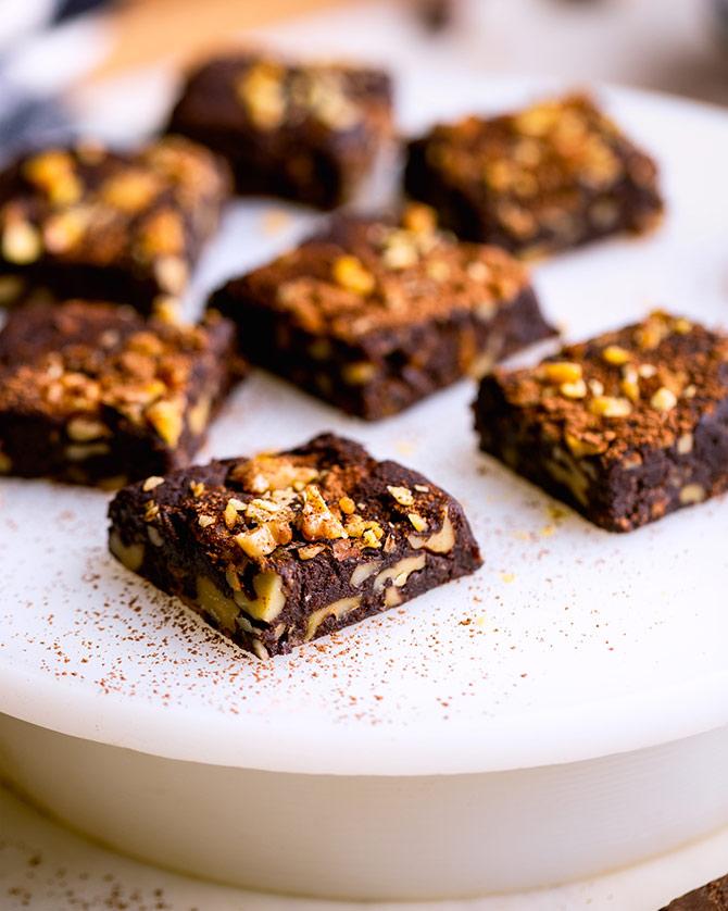 No Bake Vegan Chocolate Walnut Brownie