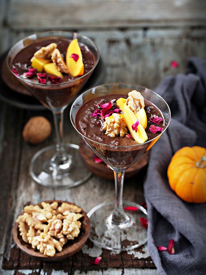 Dark chocolate pumpkin walnut oat pudding
