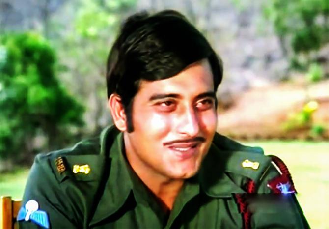 Vinod Khanna in Achanak