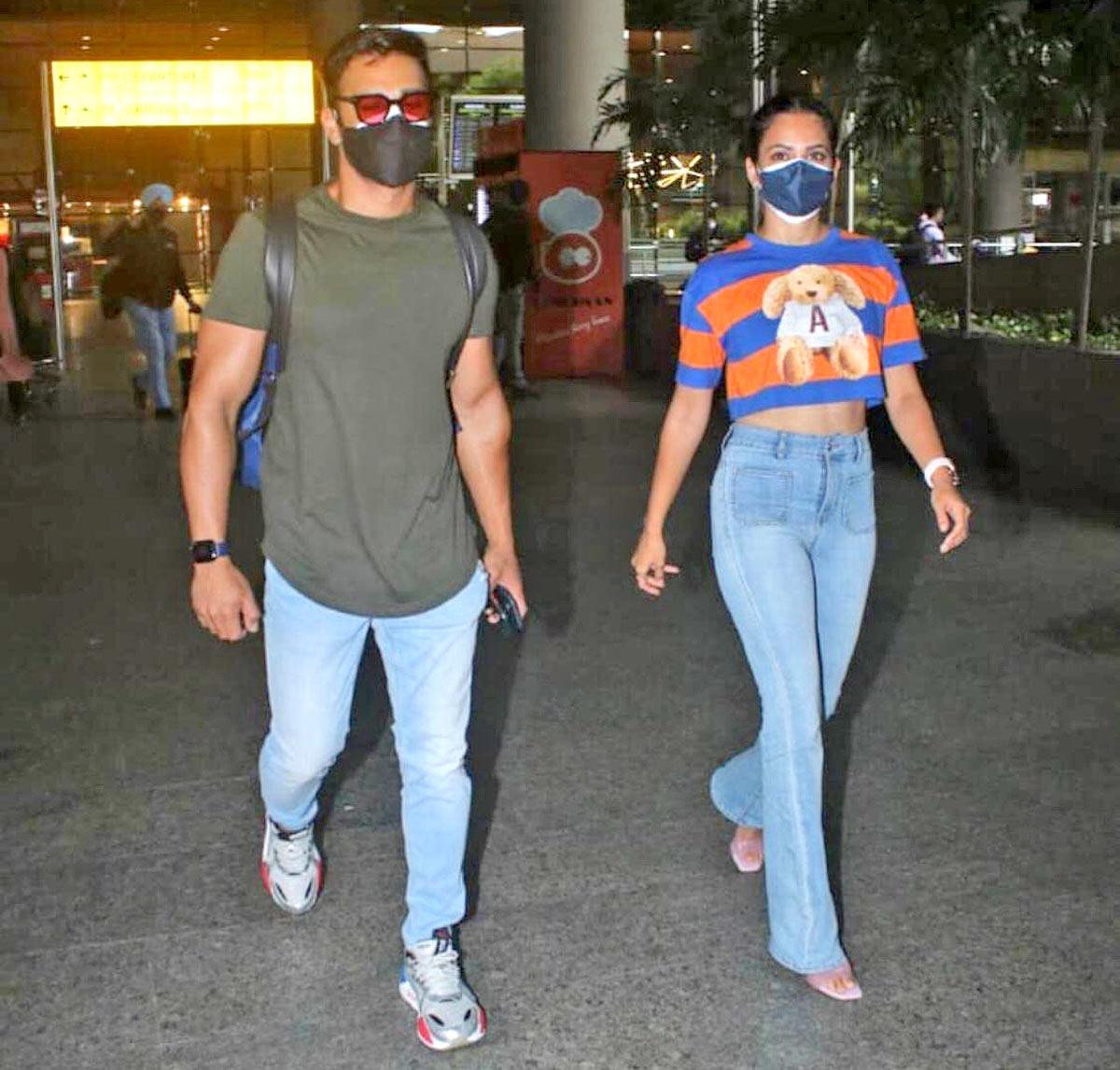 Like Ranveer's Airport Look? - Rediff.com