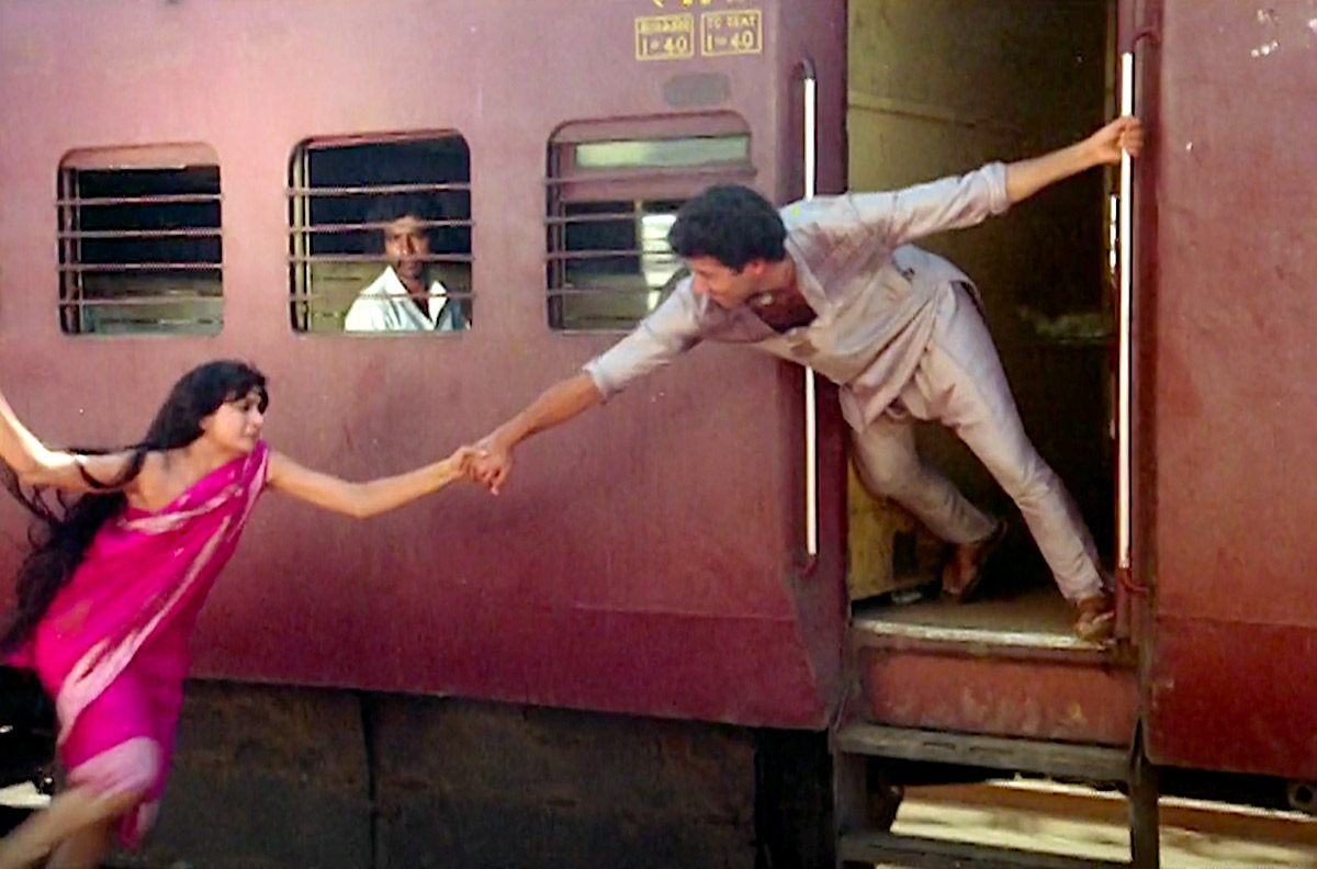 Bollywood Songs That Were Choreographed on Train