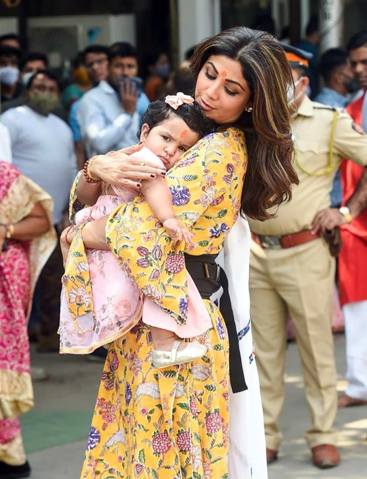 shilpa-shetty-s-daughter-turns-1-check-out-adorable-pics-of-the-young