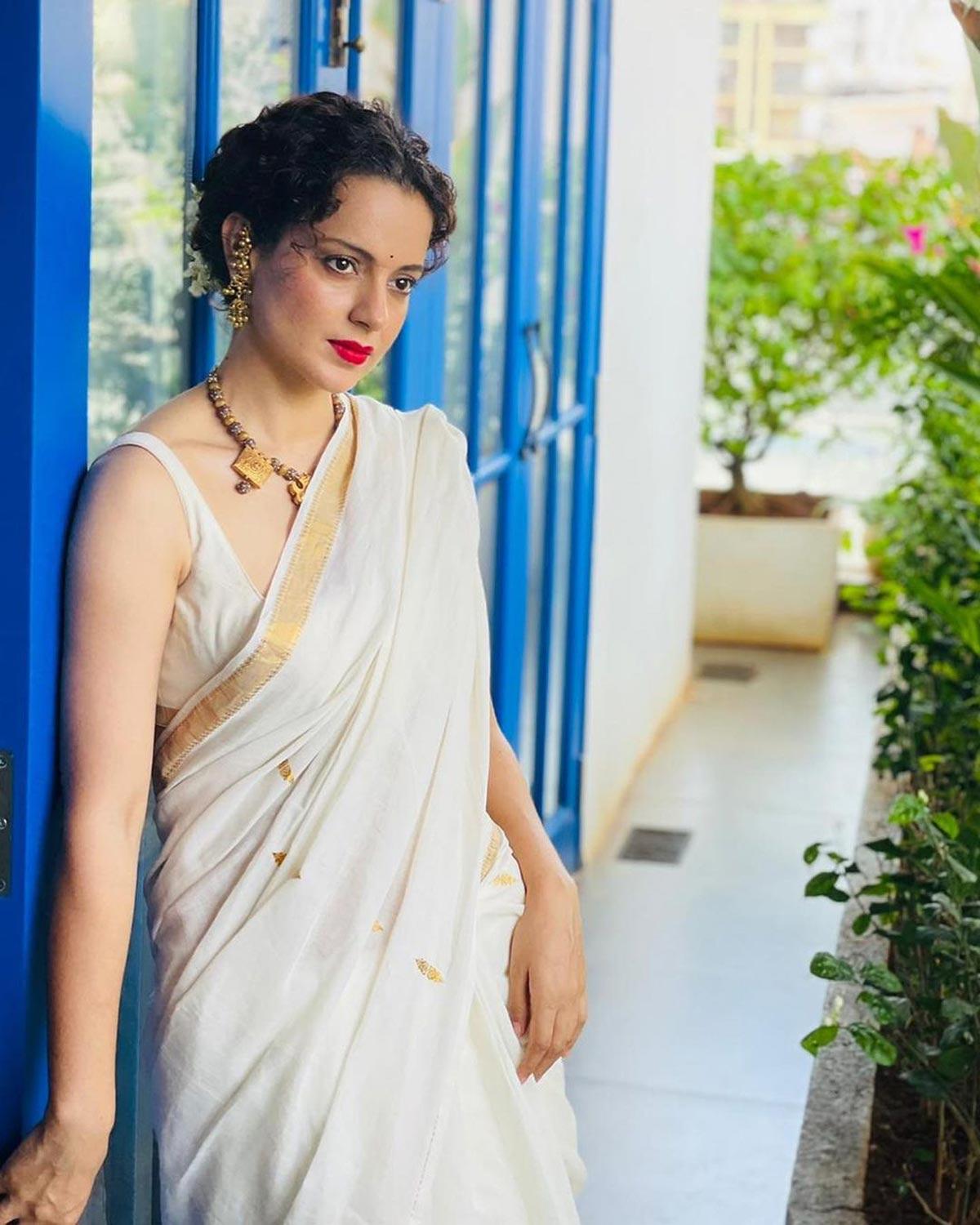 Indira gandhi outlet saree style