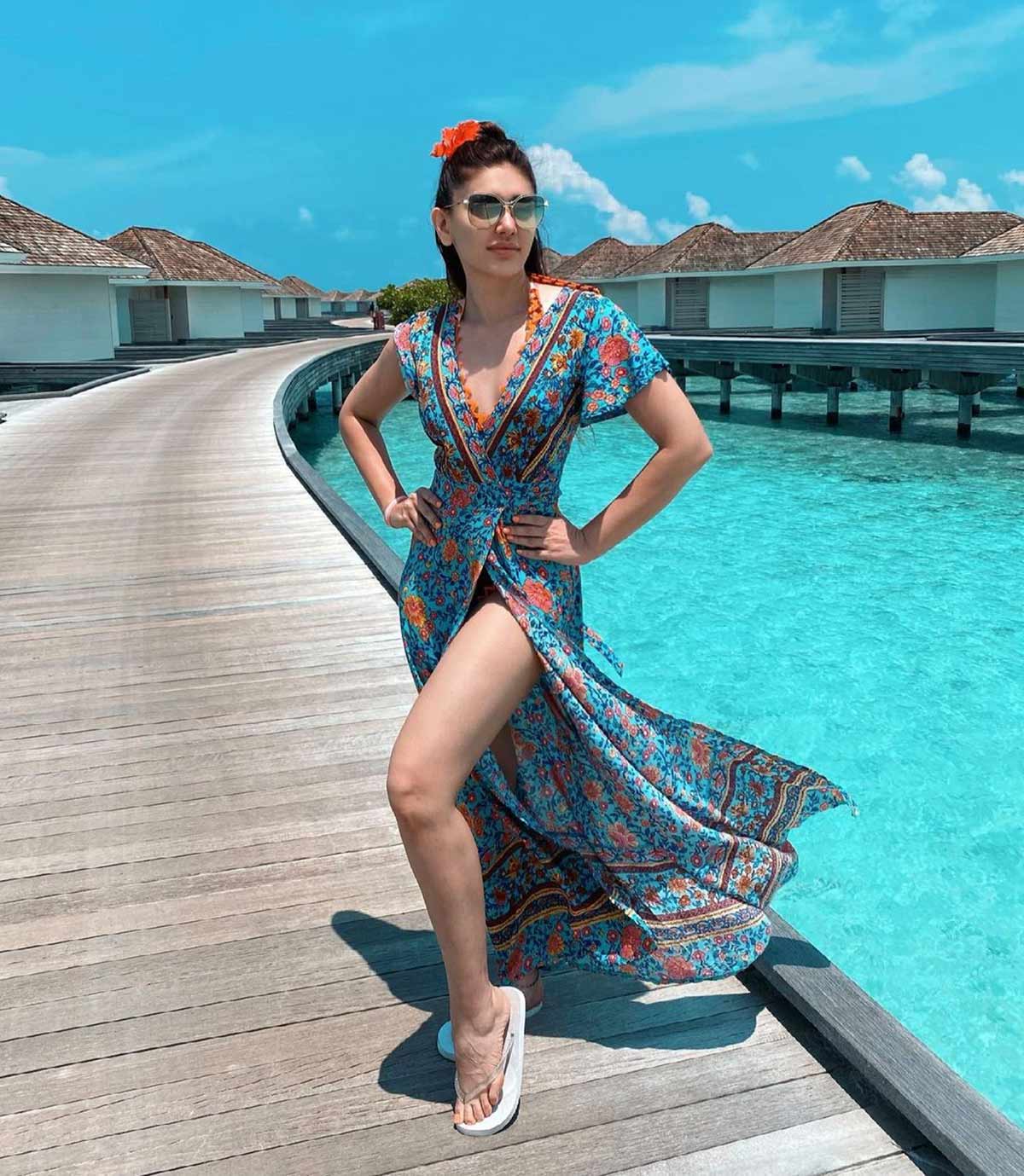 Kaanta Laga girl goes to Maldives! - Rediff.com movies
