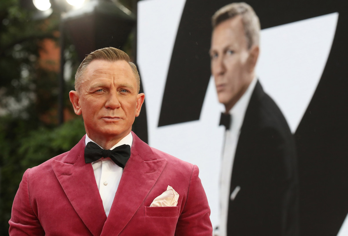 A Grand Night For James Bond - Rediff.com movies