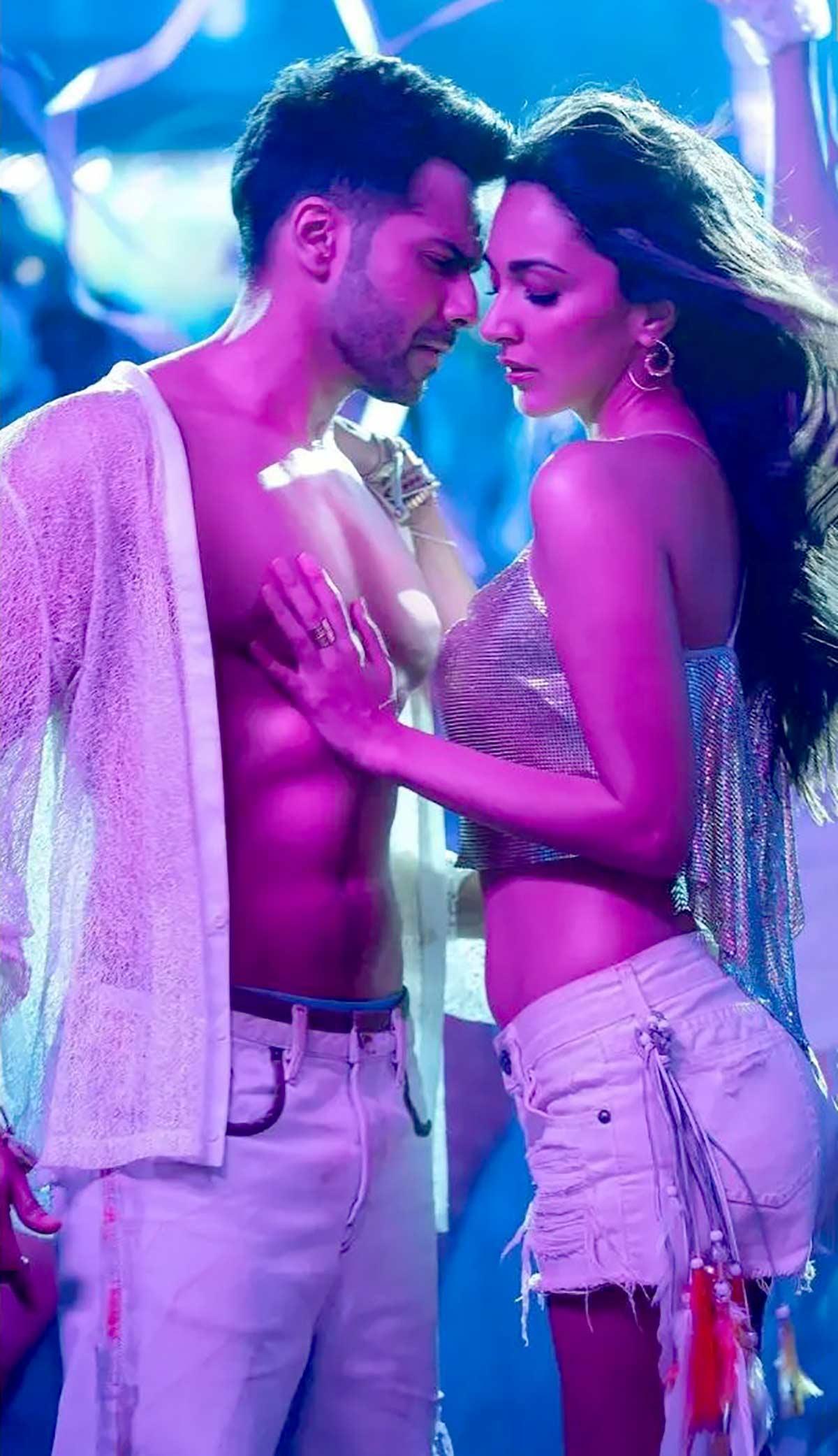 Varun Dhawan and Kiara Advani in Jugjugg Jiyo