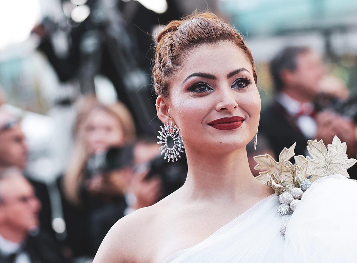 Urvashi Rautela's WOW Cannes Debut - Rediff.com movies