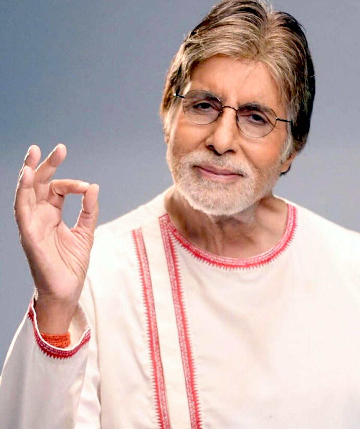 'Amitabh doesn't like the colour brown'