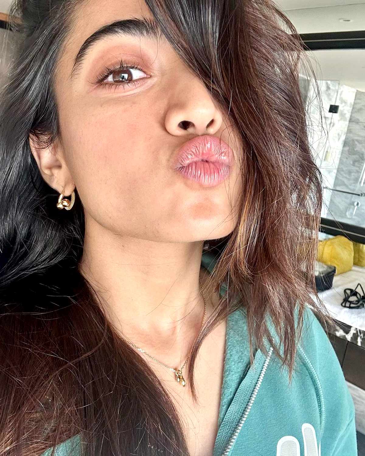 Rashmika Gives You A Kiss!