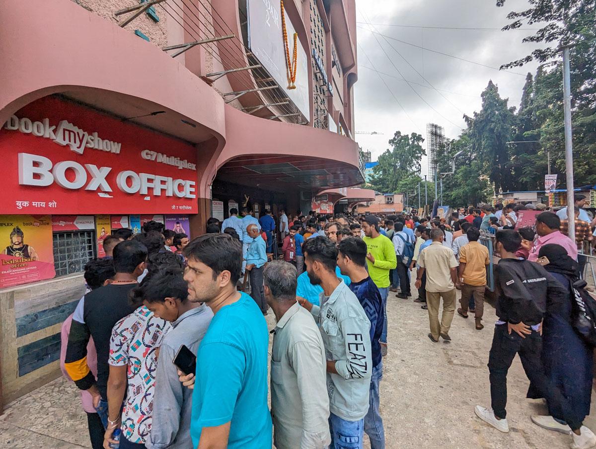 Serpentine queue to get inside the G7 multiplex 