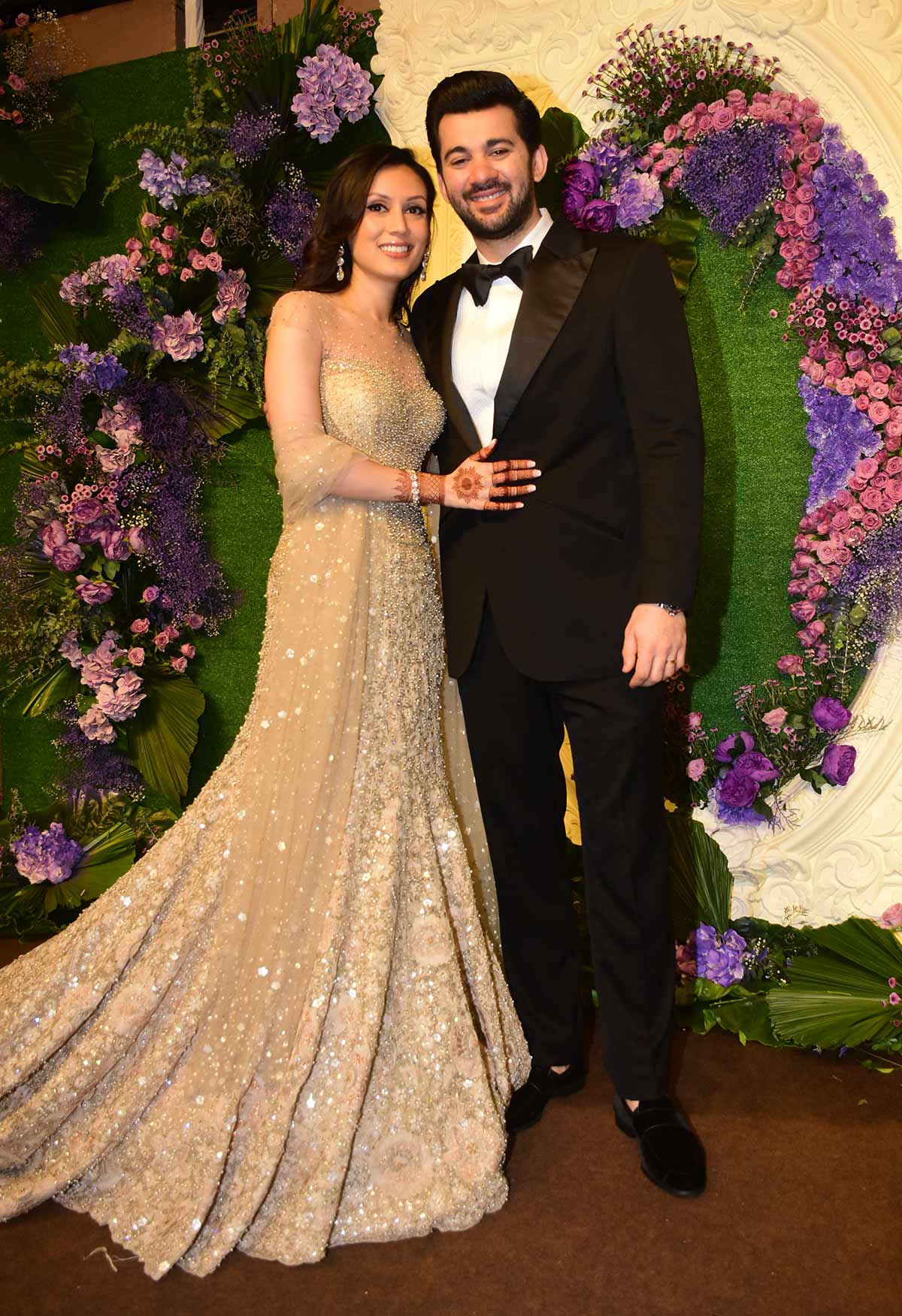 Sunny Deol Wife Romantic Xxx Video - Aamir-Salman At Karan Deol's Wedding Reception - Rediff.com