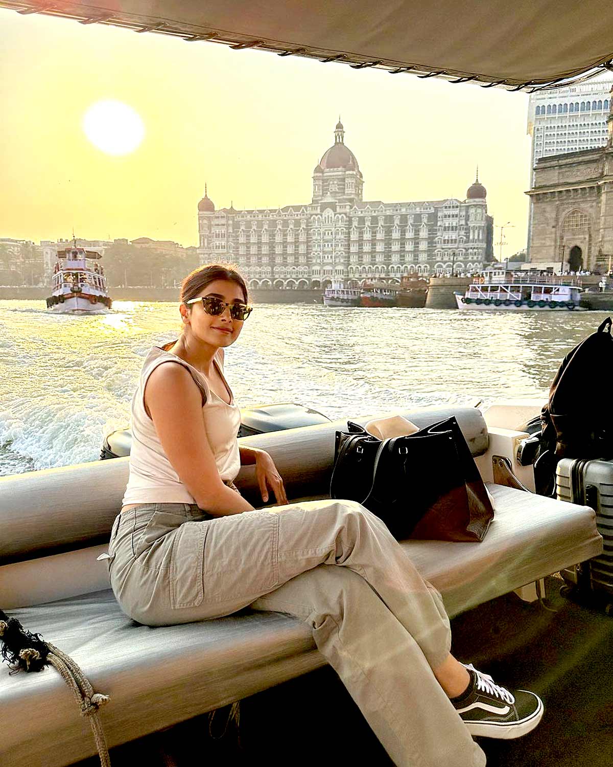Pooja Gets Touristy! – Rediff.com movies
