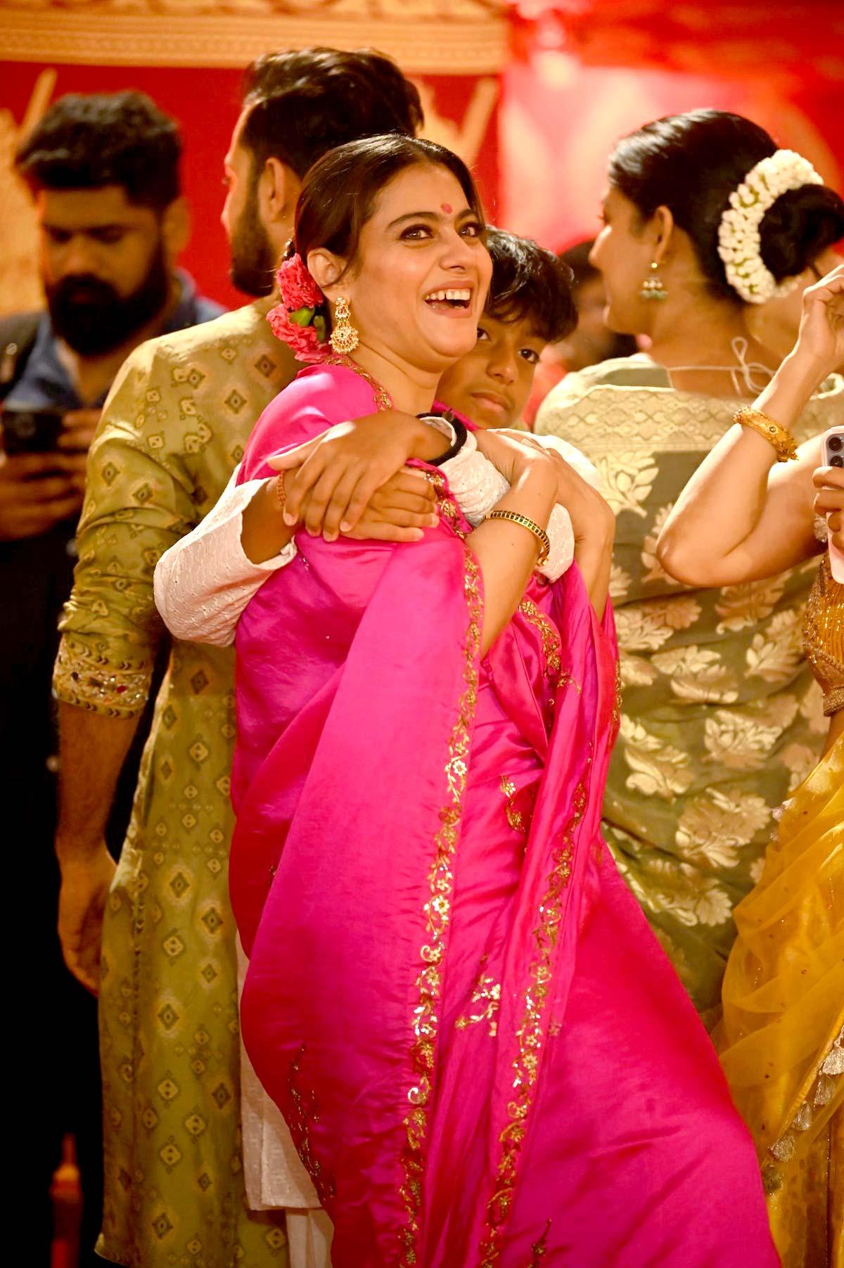 Rani, Kajol, Sushmita Celebrate Durga Pooja - Rediff.com Movies