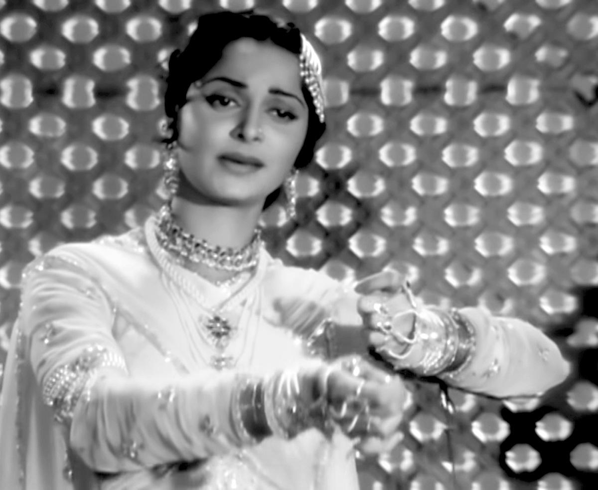 Waheeda Rehman, Mujhe Jeene Do